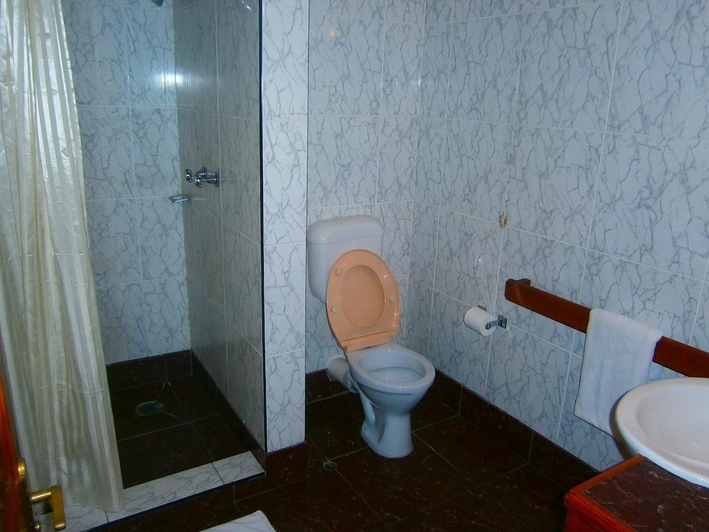 Southern Cross Hotel Сува Стая снимка
