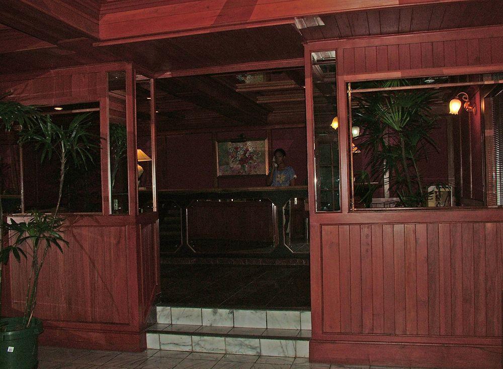 Southern Cross Hotel Сува Екстериор снимка