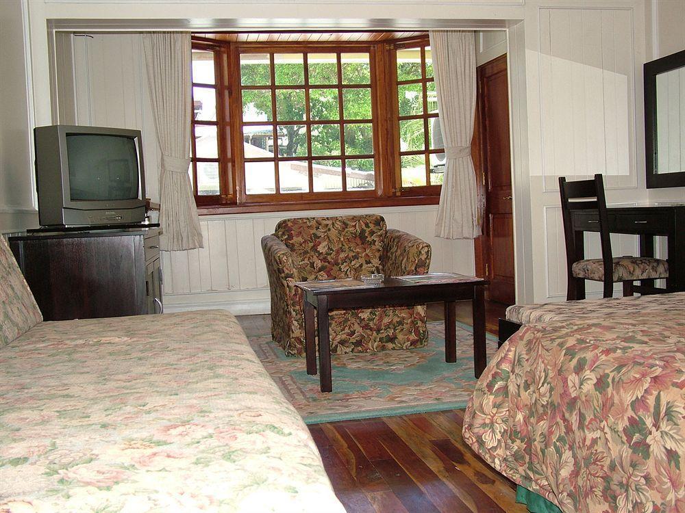Southern Cross Hotel Сува Екстериор снимка