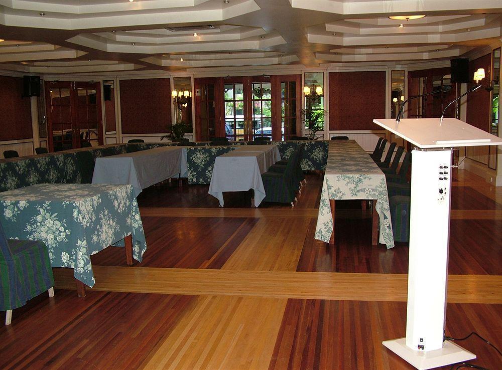 Southern Cross Hotel Сува Екстериор снимка