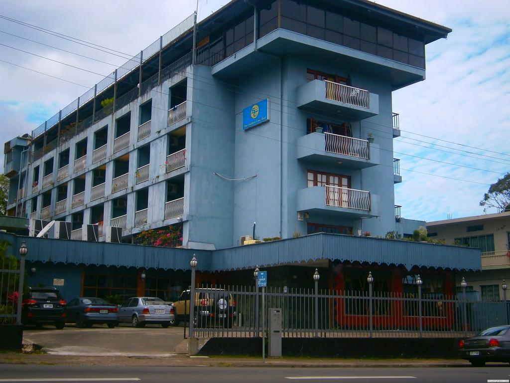 Southern Cross Hotel Сува Екстериор снимка
