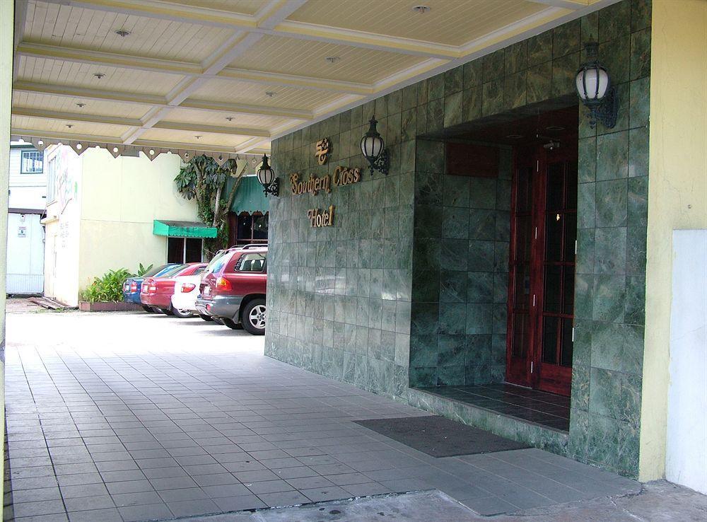 Southern Cross Hotel Сува Екстериор снимка